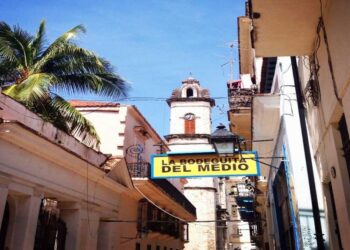 Havana’s La Bodeguita Del Medio Bar